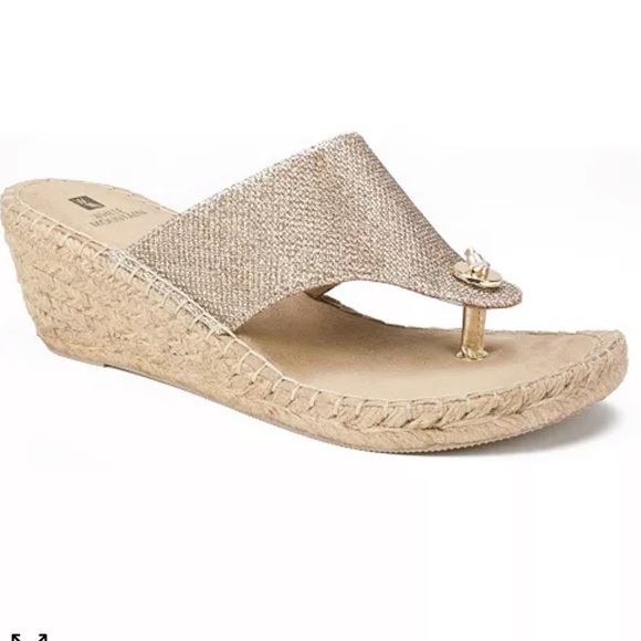 White Mountain Shoes - Worn once! - WHITE MOUNTAIN ‘Beachball’ Women's Wedge Sandals